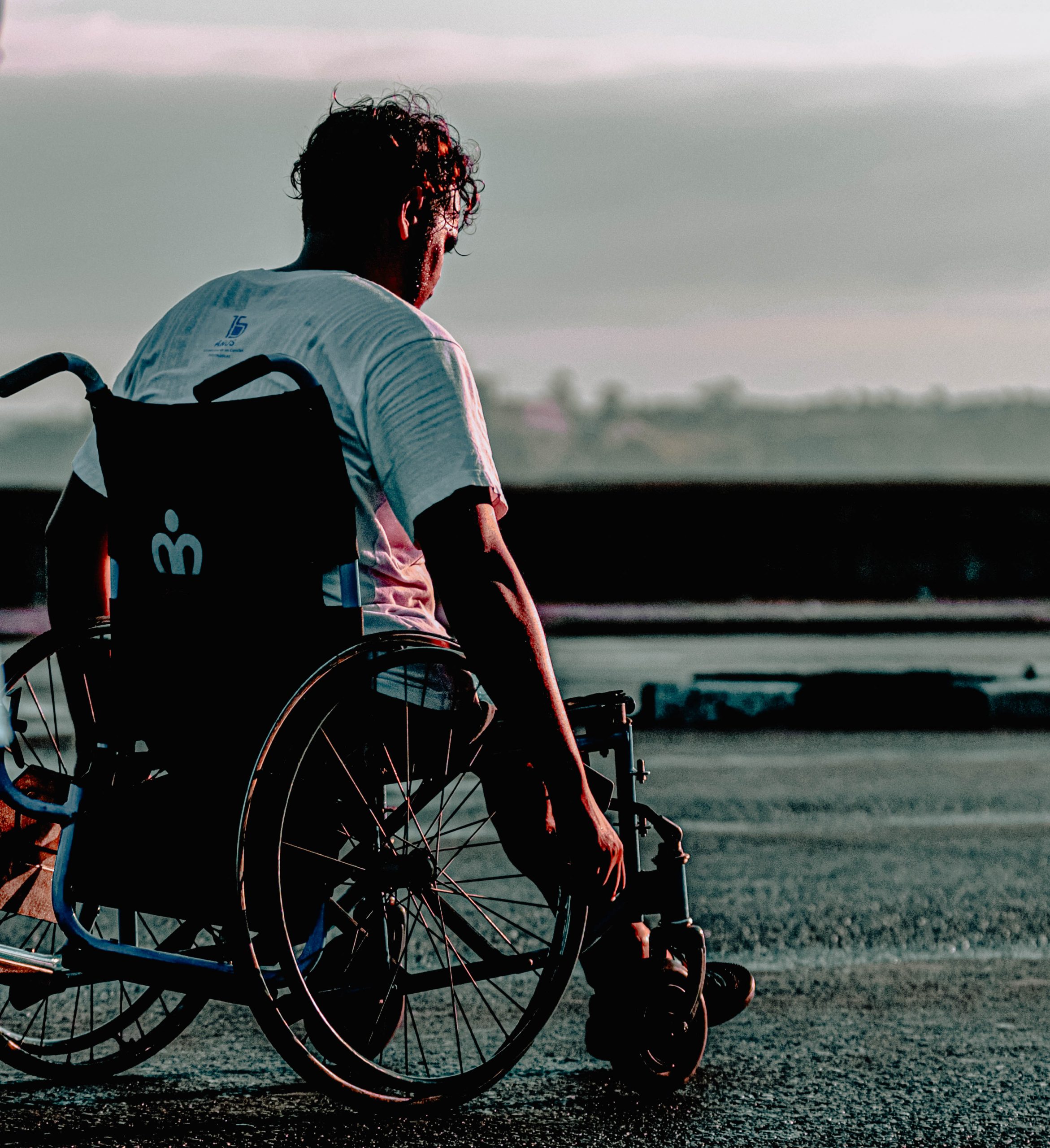 Alltagshelden 365 - Junge im Rollstuhl